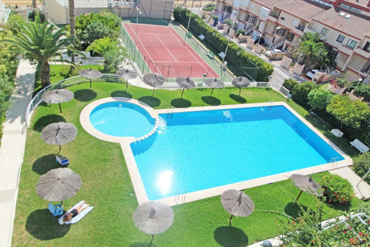 1A Linea Playa San Juan. Vistas. Piscina. Bbq. Gym Lejlighed El Campello Eksteriør billede