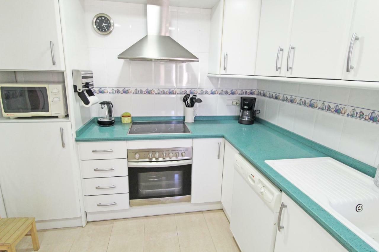 1A Linea Playa San Juan. Vistas. Piscina. Bbq. Gym Lejlighed El Campello Eksteriør billede